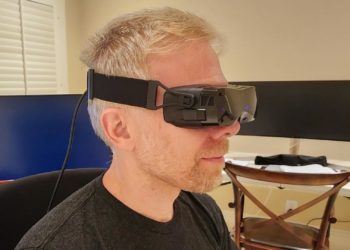 Ex-CTO da Oculus analisa Bigscreen Beyond: “como um suporte para um filme futurista”