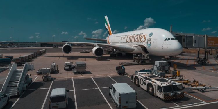 Emirates contrata 4.000 tripulantes de cabine para treinar para o metaverso – NFT News Today