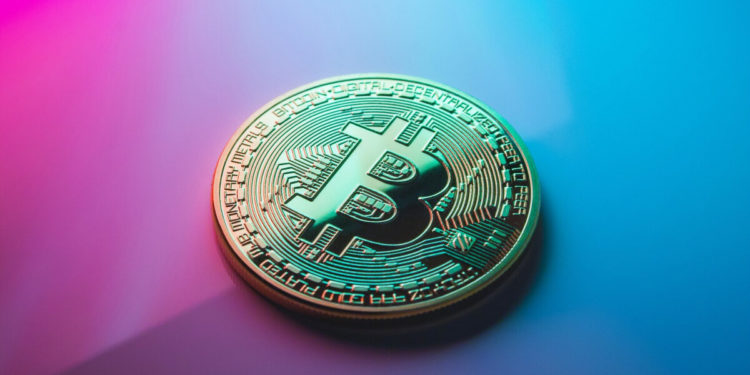 O ex-presidente da SEC dos EUA, Jay Clayton, pede a aprovação do spot Bitcoin ETF – onde está o preço do BTC?