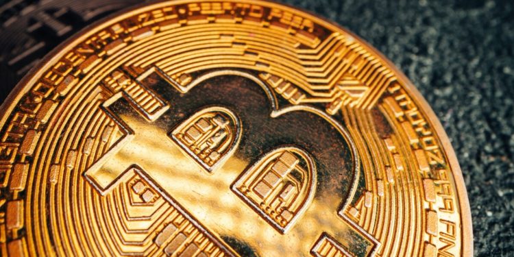 Preço do Bitcoin deve terminar o terceiro trimestre com perda de 15%, mas os comerciantes de BTC estão se preparando para o aumento de 2024