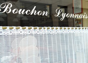 Aumento no número de lojas francesas que aceitam Bitcoin