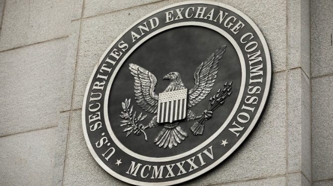 Comissário da SEC expressa remorso pelos ETFs de Bitcoin à vista