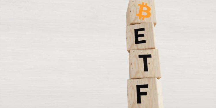 ETFs de Bitcoin acumulam 95.000 BTC, aproximando-se de US$ 4 bilhões em AUM