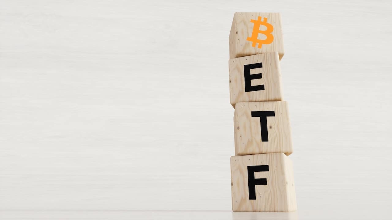 ETFs de Bitcoin acumulam rapidamente 95.000 BTC, aproximando-se de US$ 4 bilhões em AUM