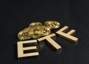 Novos ETFs de Bitcoin registram fluxos diários recordes à medida que o total de participações em BTC sobe para US$ 3 bilhões