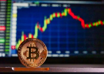 O preço do Bitcoin cai abaixo de US$ 39.000