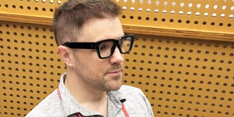 Prática: Meta Ray-Ban Display Glasses & Neural Band oferece um vislumbre de futuros óculos AR