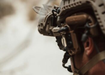 O Exército dos EUA supostamente aproveita a Anduril & Rivet para competir em contrato militar de fone de ouvido XR renovado